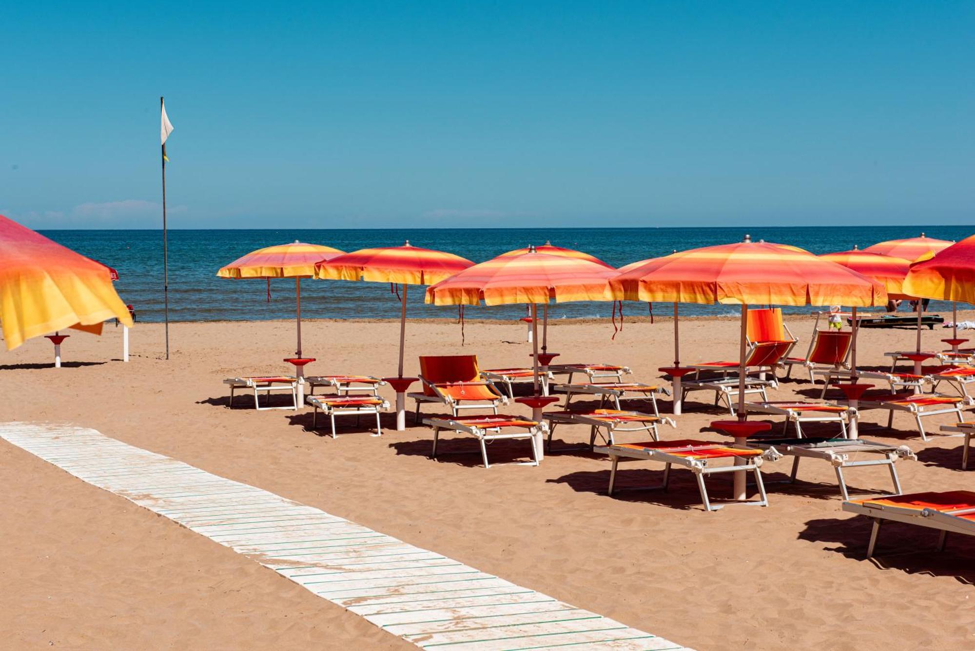 Villaggio Camping Punta Lunga Vieste Exterior foto