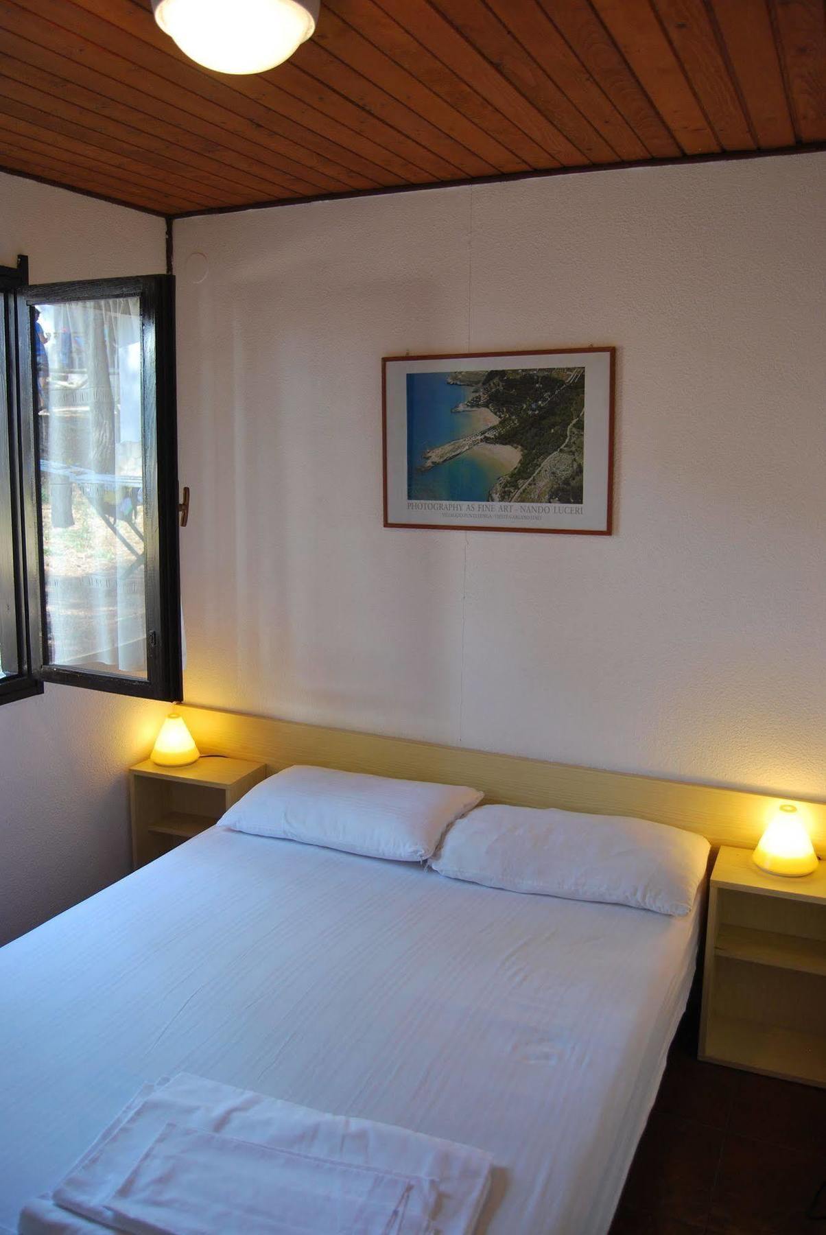 Villaggio Camping Punta Lunga Vieste Exterior foto